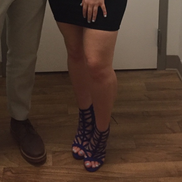 Blue lace up heels - Picture 3 of 3